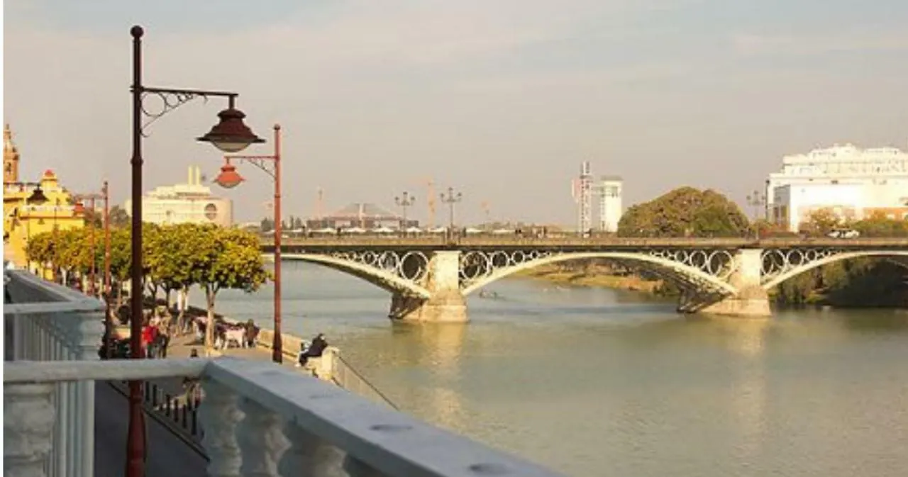 Triana Apartment Seville